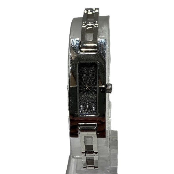 Gucci 3900L Stainless Steel Quartz Square Watch for Women in Good Condition