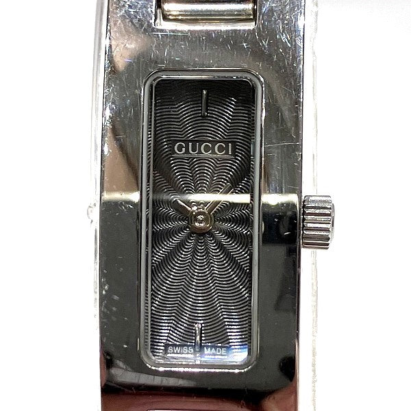 Gucci 3900L Stainless Steel Quartz Square Watch for Women in Good Condition