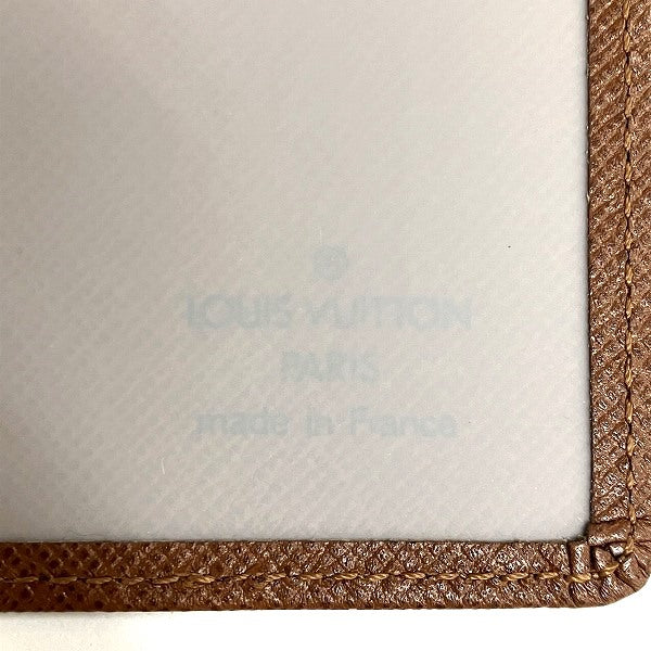 Louis Vuitton Taiga Leather Card Case MB0072A in Pristine Condition