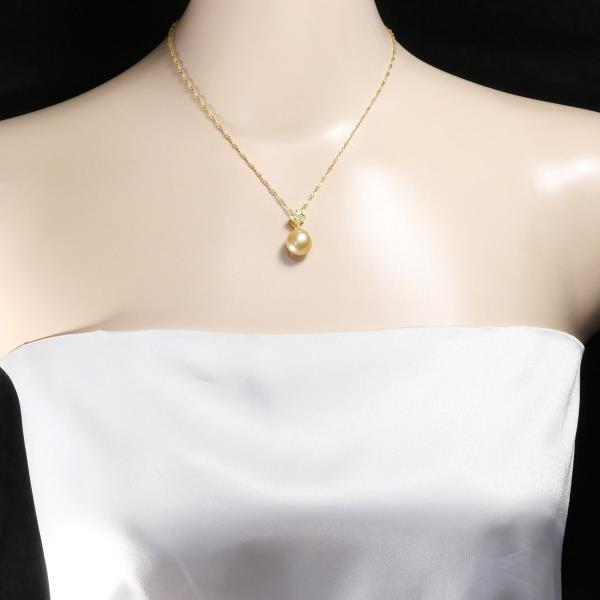 K18 Yellow Gold Pearl Necklace with Diamond