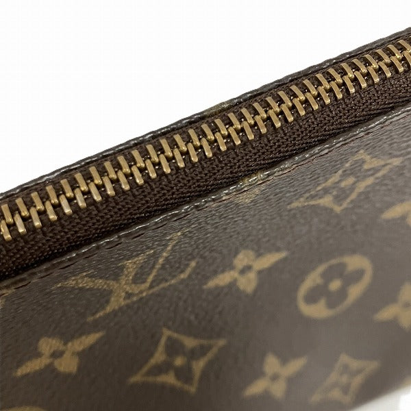 Louis Vuitton Monogram Pochette Accessoires Bag in Good Condition