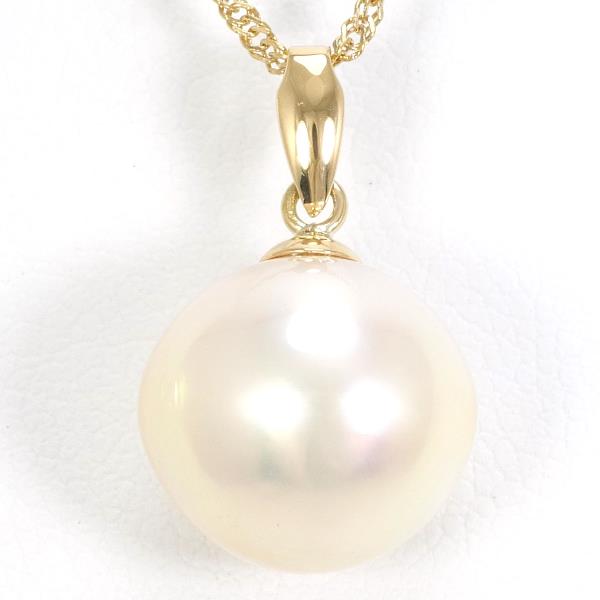 K18 Yellow Gold Pearl Necklace in Excellent Condition