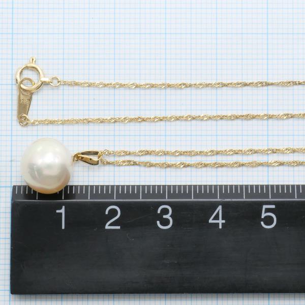 K18 Yellow Gold Pearl Necklace in Excellent Condition