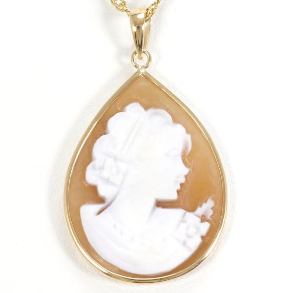 K18 Yellow Gold Shell Cameo Necklace in Excellent Condition