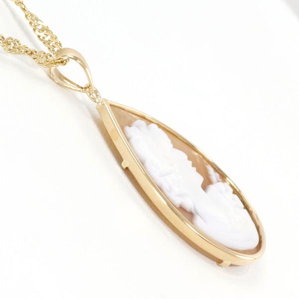 K18 Yellow Gold Shell Cameo Necklace in Excellent Condition