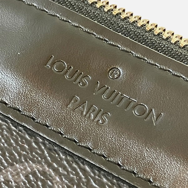 Louis Vuitton Monogram Eclipse Pochette Discovery M62291