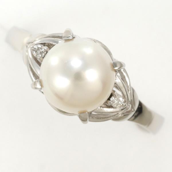 PT900 Platinum Pearl Ring with Diamond in Excellent Condition