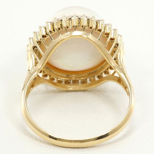 K18 Yellow Gold Ring with Mabe Pearl and Diamond in Excellent Condition