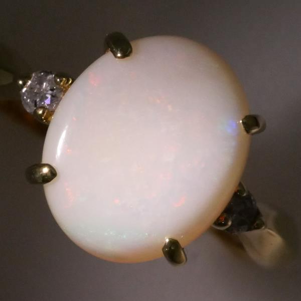 K18 Yellow Gold Opal Ring 16.5 in Excellent Condition