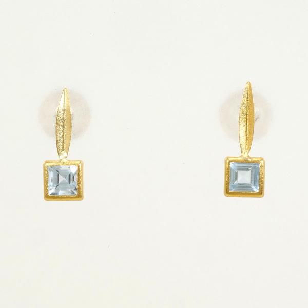 K18 Yellow Gold Blue Topaz Earrings in Excellent Condition