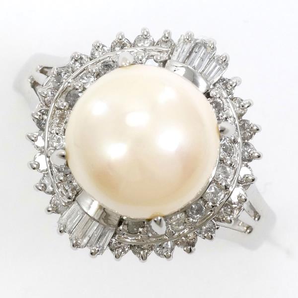 PT900 Platinum Pearl Ring with Diamond in Excellent Condition