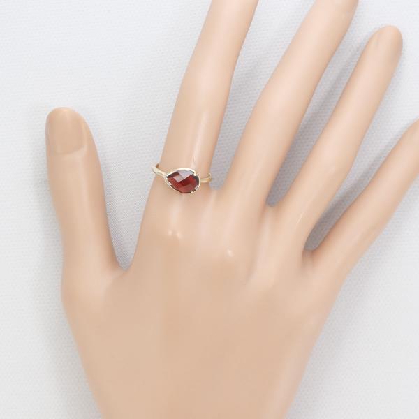 K10 Yellow Gold Garnet Ring in Excellent Condition