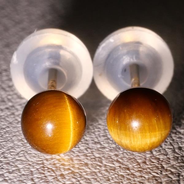 K18 Yellow Gold Tiger Eye Earrings