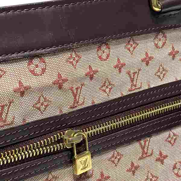 Louis Vuitton Lucille PM Handbag M92678