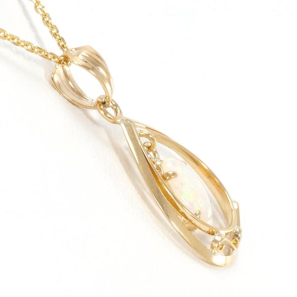 K18 Yellow Gold Opal Necklace