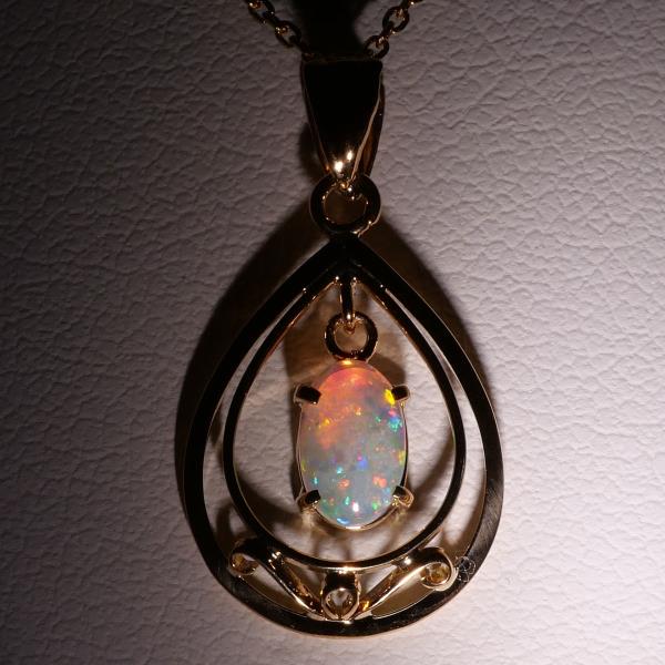 K18 Yellow Gold Opal Necklace