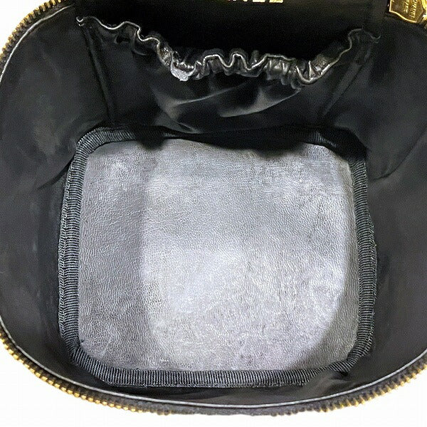 Chanel Bicolore Vanity Handbag A01619