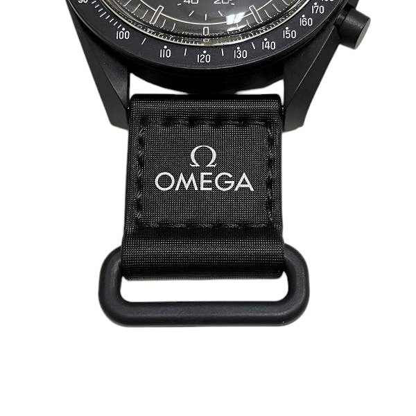 Omega x Swatch Mission to the Moon Snoopy Quartz Watch S033B700