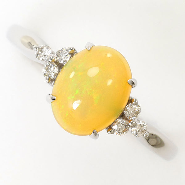 Au750 White Gold Opal Diamond Ring