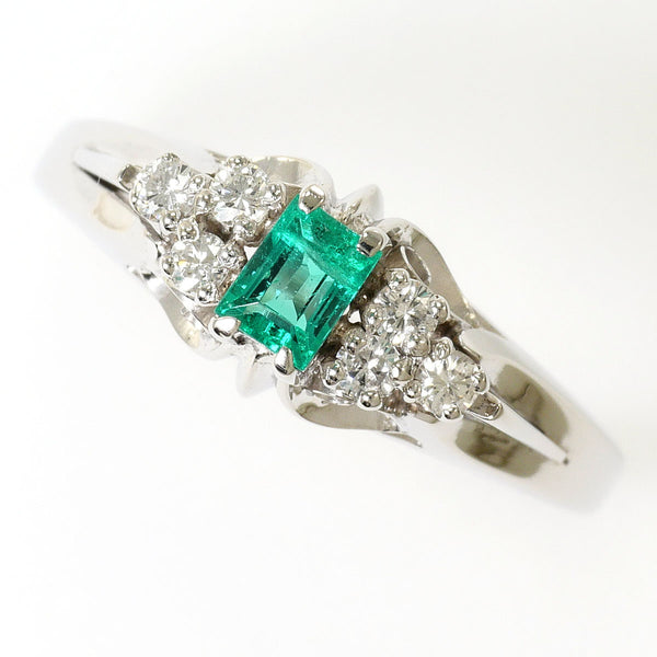 PT900 Platinum Emerald Diamond Ring