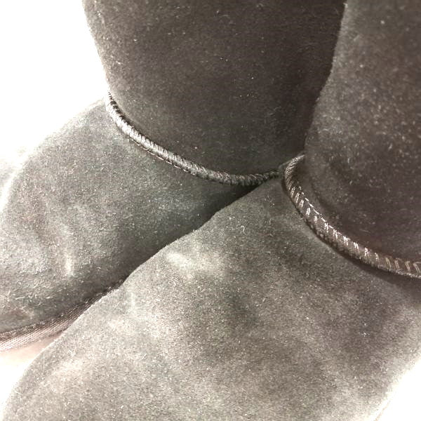 UGG Classic Short Sparkle Zip Suede Boots 1094983 in Good Condition