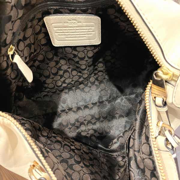 Coach Leather Smile Satchel Handbag F32405 in Good Condition