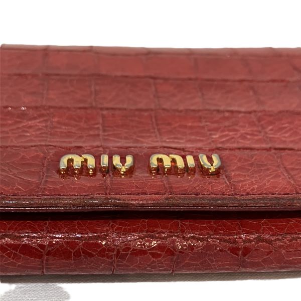 Miu Miu Red Leather Bifold Wallet in Good Condition