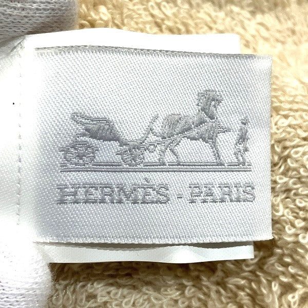 Hermes Beige White Hand Towel Set Unisex in Pristine Condition