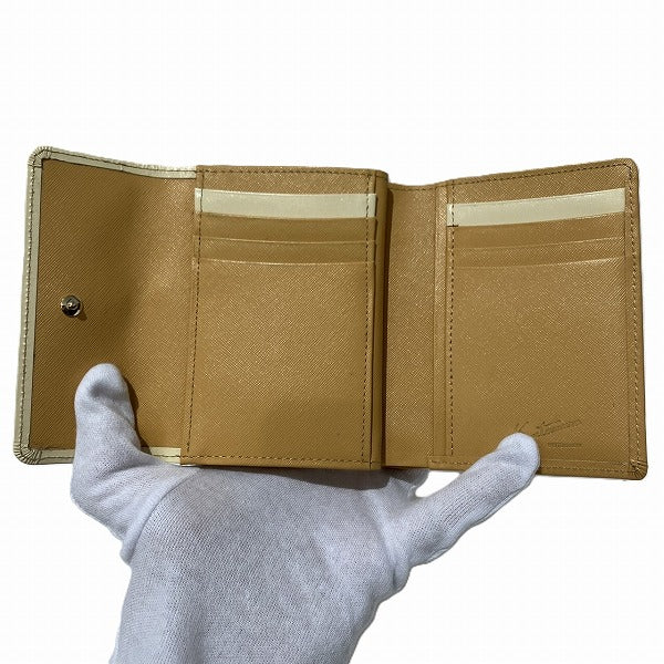 Leather Yellow Cream Clasp Bifold Wallet