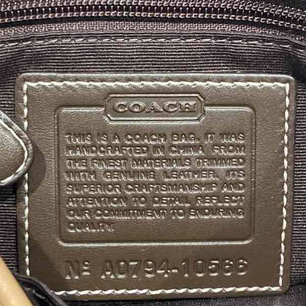 Coach Signature Cricket 10566 Shoulder Bag