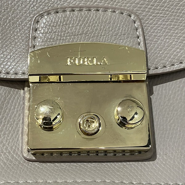 Furla Metropolis G6400 S2 Leather Shoulder Bag in Good Condition