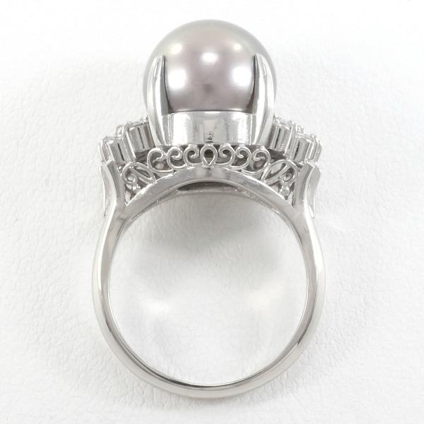 PT900 Platinum Pearl Ring with Diamond in Excellent Condition