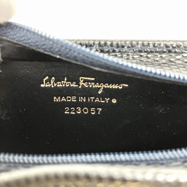 Salvatore Ferragamo Vara Ribbon Leather Pouch 223057 in Good Condition