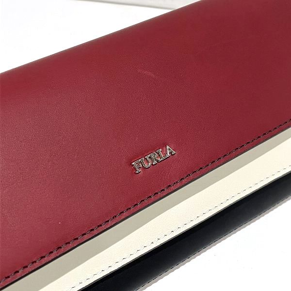 Furla Leather Reale XL Bifold Wallet 985376 in Good Condition