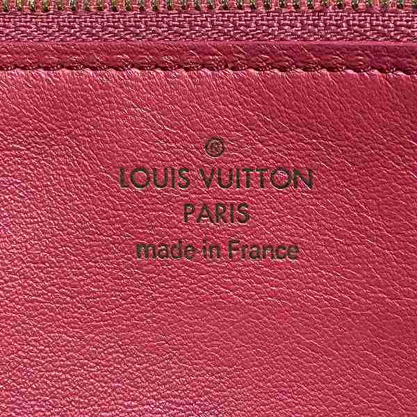 Louis Vuitton Taurillon Leather Comet Long Wallet M63102