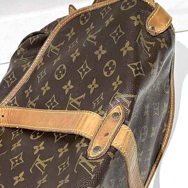 Louis Vuitton Monogram Saumur 30 Shoulder Bag M42256 in Fair Condition