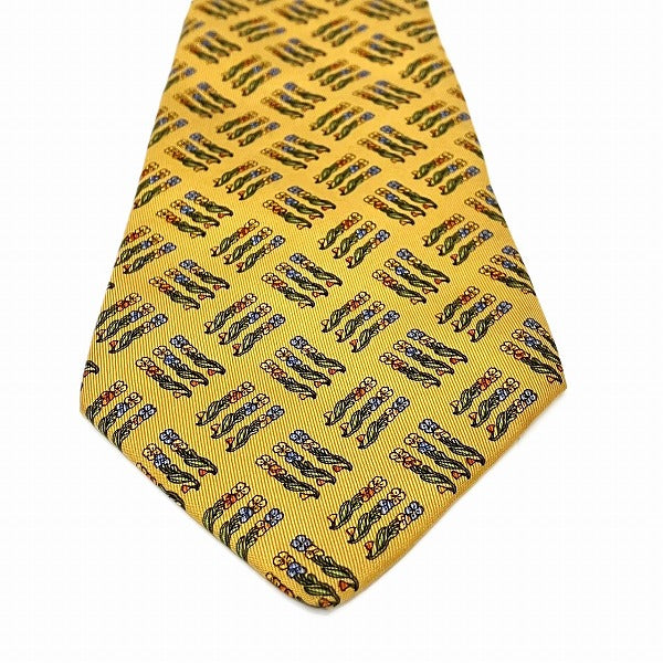 Salvatore Ferragamo Silk Floral Pattern Tie in Great Condition