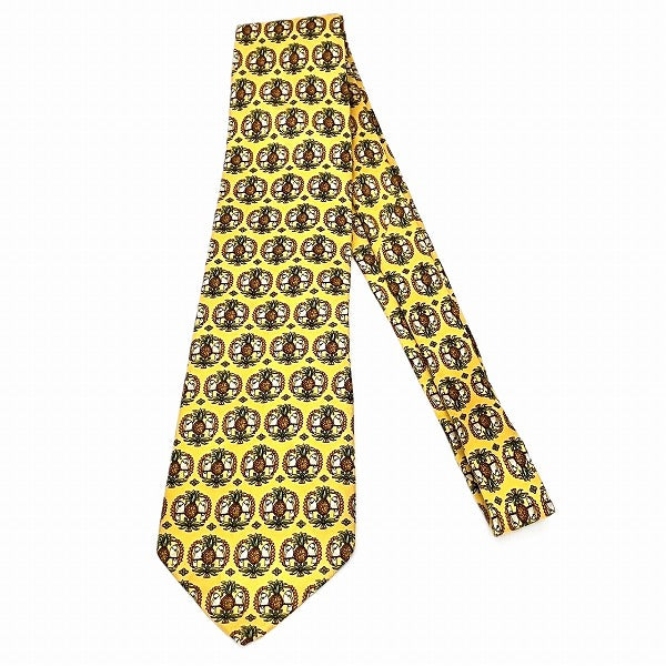 Salvatore Ferragamo Silk Tie Pineapple Bird Pattern in Great Condition