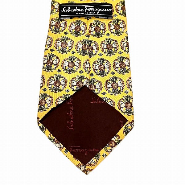 Salvatore Ferragamo Silk Tie Pineapple Bird Pattern in Great Condition