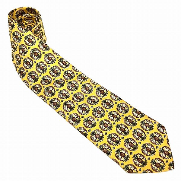 Salvatore Ferragamo Silk Tie Pineapple Bird Pattern in Great Condition