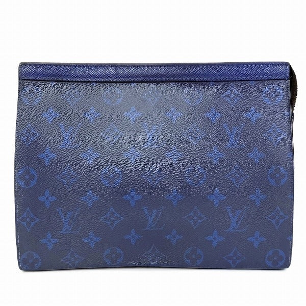 Louis Vuitton Taigarama Pochette Voyage MM Clutch M30423