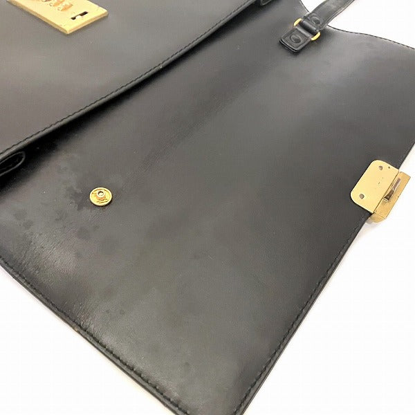 Dunhill Leather Dial Lock Clutch Bag in Good Condition