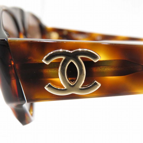 Chanel Tortoiseshell Sunglasses 01452 91235