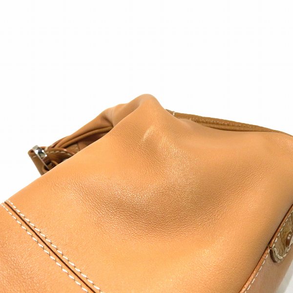 Tod's Leather Camel Shoulder Bag