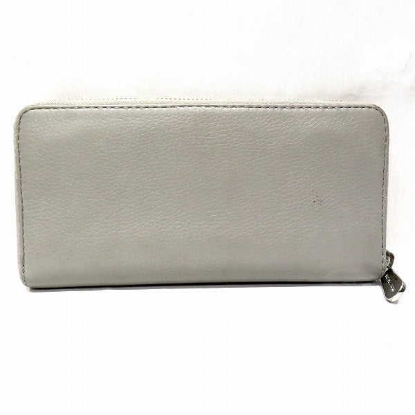 Michael Kors Leather Zip-Around Logo Plate Wallet in Good Condition