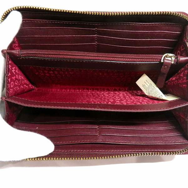 Kate Spade Patent Leather Long Wallet in Fair Condition