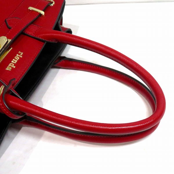 Riendas Red Faux Leather Handbag for Women in Good Condition