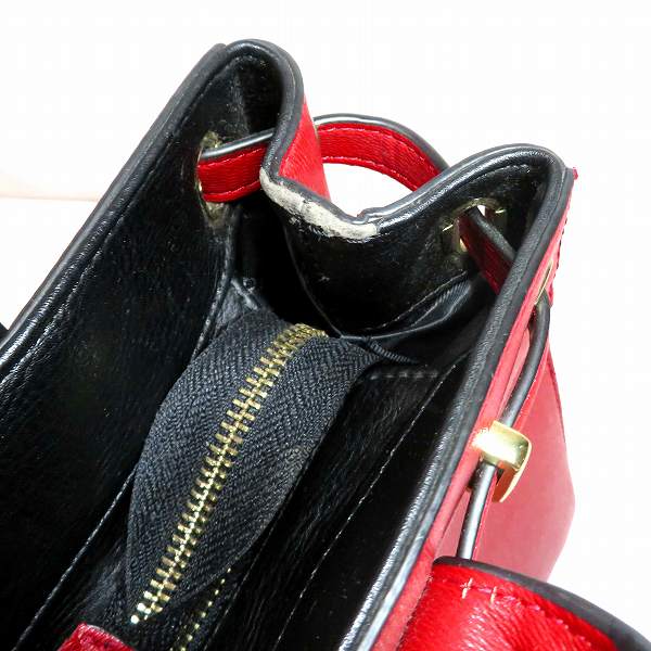 Riendas Red Faux Leather Handbag for Women in Good Condition