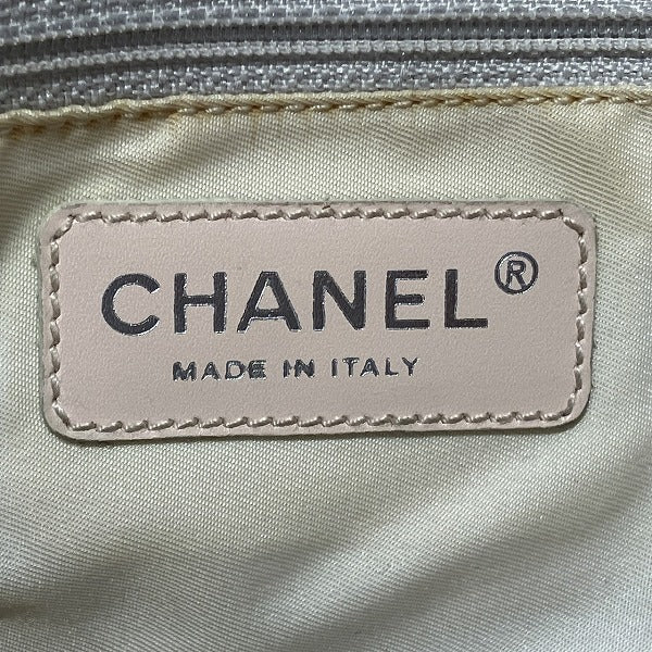 Chanel Nylon Leather Tote GM A15825