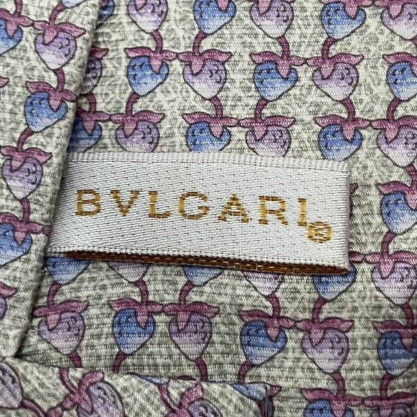 Bvlgari Silk Strawberry Pattern Tie 150cm x 10cm in Pristine Condition